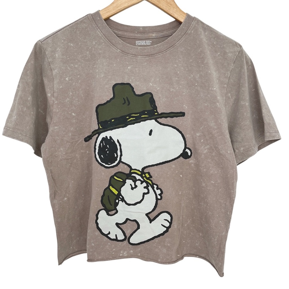 NWOT Ranger Snoopy Cropped T-Shirt Women's Medium